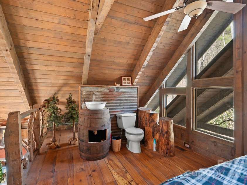 165 Pine Moss Trail, Hot Springs, NC 28743.  MLS# CAR4240103, YatesRealty ID 8603. 