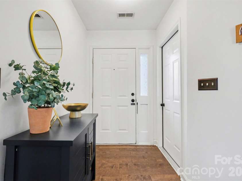 2540 Dalston Lane, Charlotte, NC 28210.  MLS# CAR4353886, YatesRealty ID 8604. 