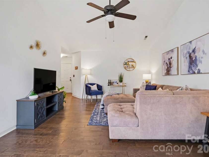 2540 Dalston Lane, Charlotte, NC 28210.  MLS# CAR4353886, YatesRealty ID 8604. 