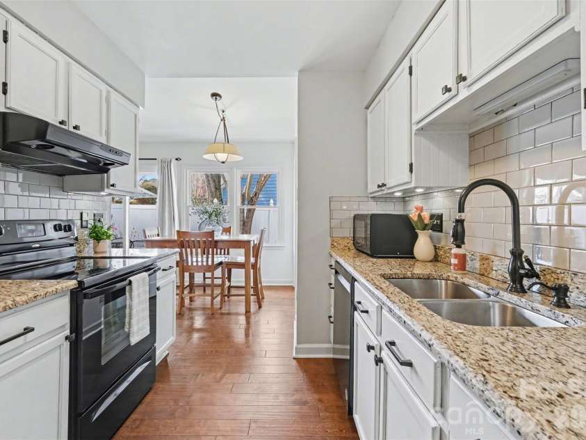 2540 Dalston Lane, Charlotte, NC 28210.  MLS# CAR4353886, YatesRealty ID 8604. 