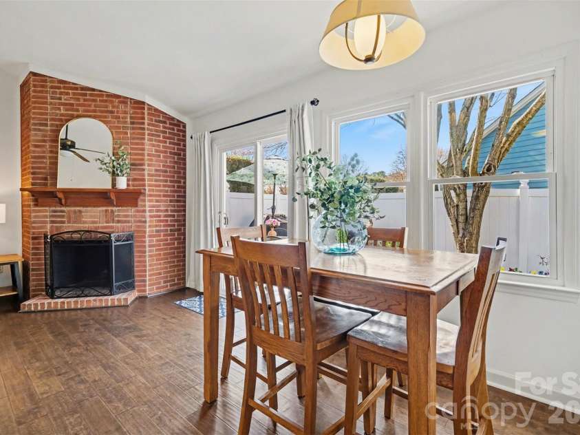 2540 Dalston Lane, Charlotte, NC 28210.  MLS# CAR4353886, YatesRealty ID 8604. 
