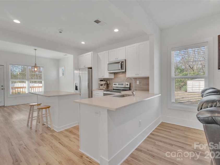 293 Blanche Circle, Rock Hill, SC 29730.  MLS# CAR4226437, YatesRealty ID 8604. 