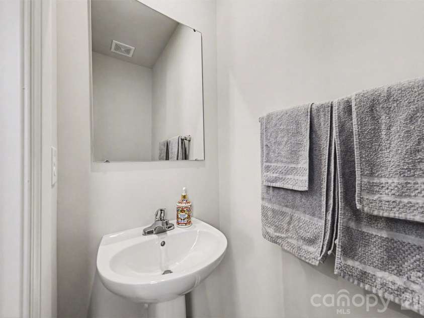5051 Daybell Street, Charlotte, NC 28214.  MLS# CAR4364729, YatesRealty ID 8605. 