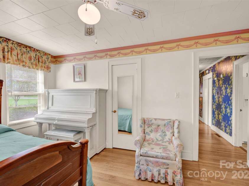 252 Stamey Farm Road, Statesville, NC 28677.  MLS# CAR4243359, YatesRealty ID 8606. 