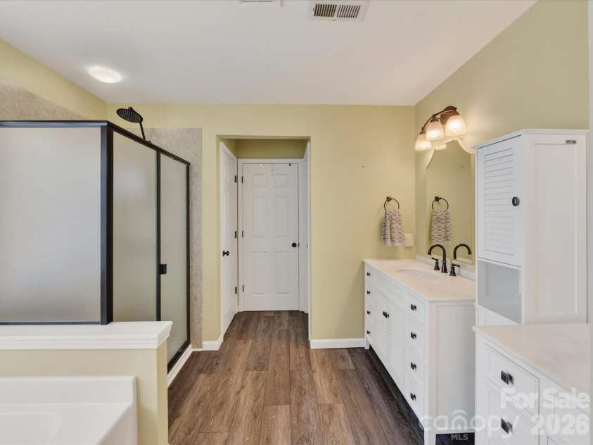 2901 Alpine Forest Court, Charlotte, NC 28270.  MLS# CAR4365010, YatesRealty ID 8607. 