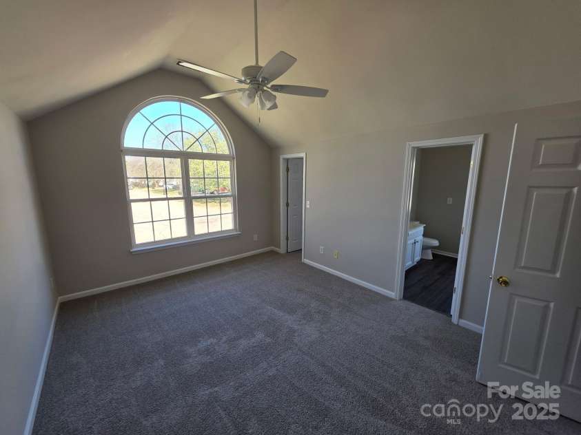 649 Favorwood Drive, Rock Hill, SC 29730.  MLS# CAR4235973, YatesRealty ID 8608. 