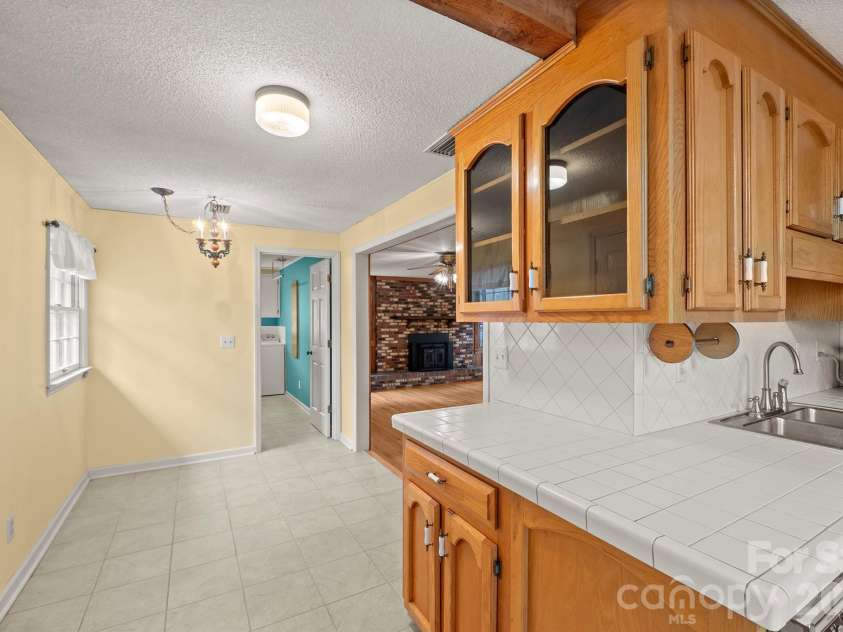 333 Sandy Ford Road, Mount Holly, NC 28120.  MLS# CAR4350892, YatesRealty ID 8609. 
