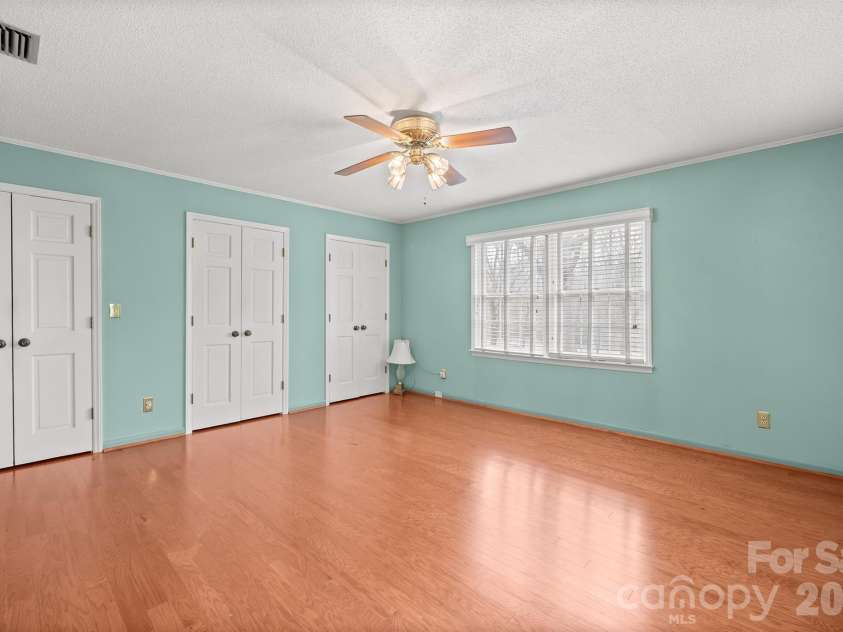 333 Sandy Ford Road, Mount Holly, NC 28120.  MLS# CAR4350892, YatesRealty ID 8609. 