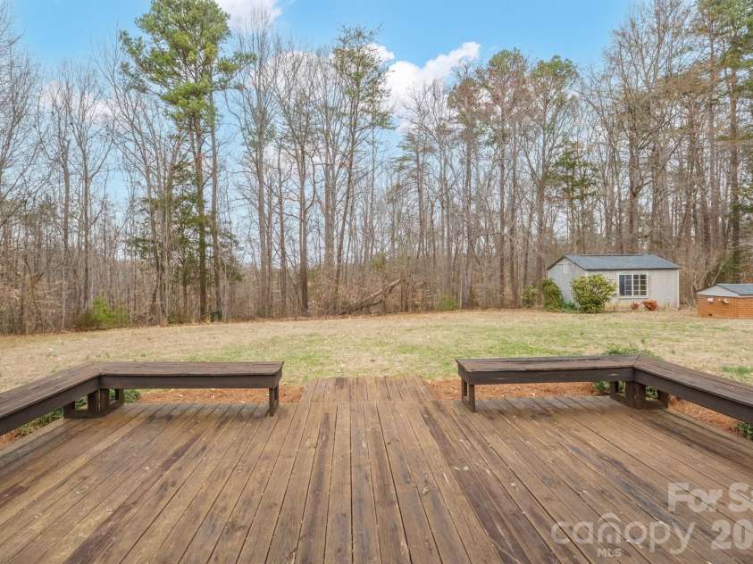 333 Sandy Ford Road, Mount Holly, NC 28120.  MLS# CAR4350892, YatesRealty ID 8609. 