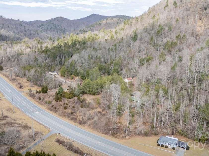 3700 Blowing Rock Boulevard, Lenoir, NC 28645.  MLS# CAR4222663, YatesRealty ID 861. 