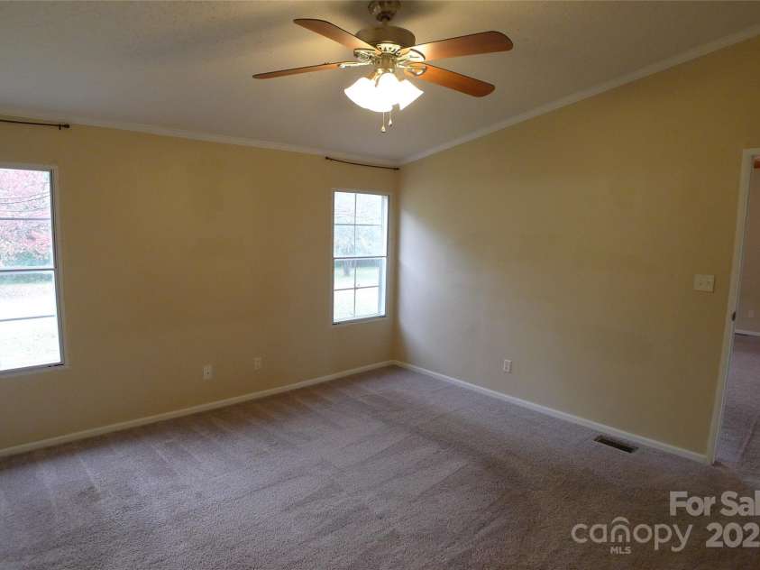 4350 US 158 Highway Highway, Advance, NC 27006.  MLS# CAR4318126, YatesRealty ID 861. 