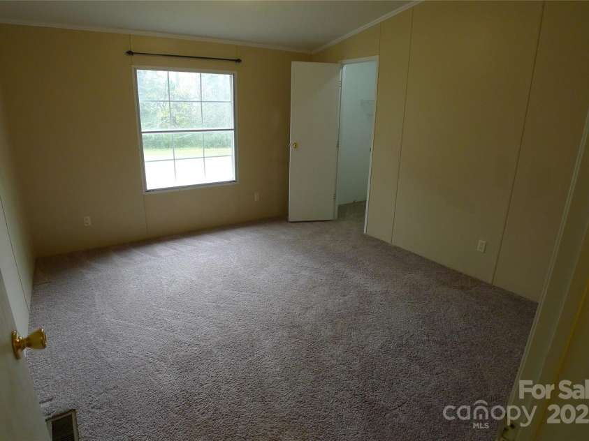 4350 US 158 Highway Highway, Advance, NC 27006.  MLS# CAR4318126, YatesRealty ID 861. 