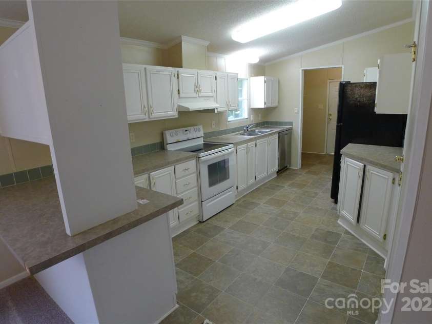 4350 US 158 Highway Highway, Advance, NC 27006.  MLS# CAR4318126, YatesRealty ID 861. 