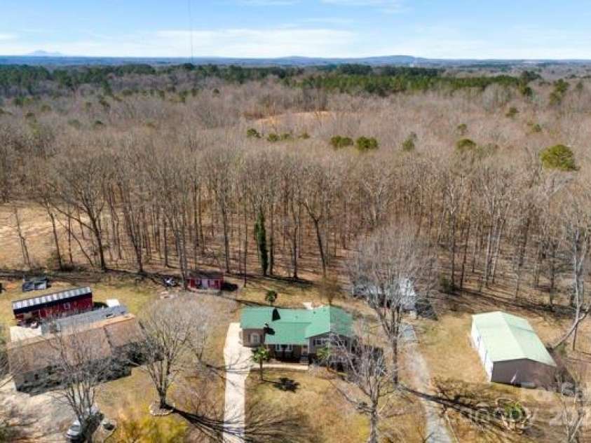 121 Alexis Forest Drive, Stanley, NC 28164.  MLS# CAR4228119, YatesRealty ID 8610. 