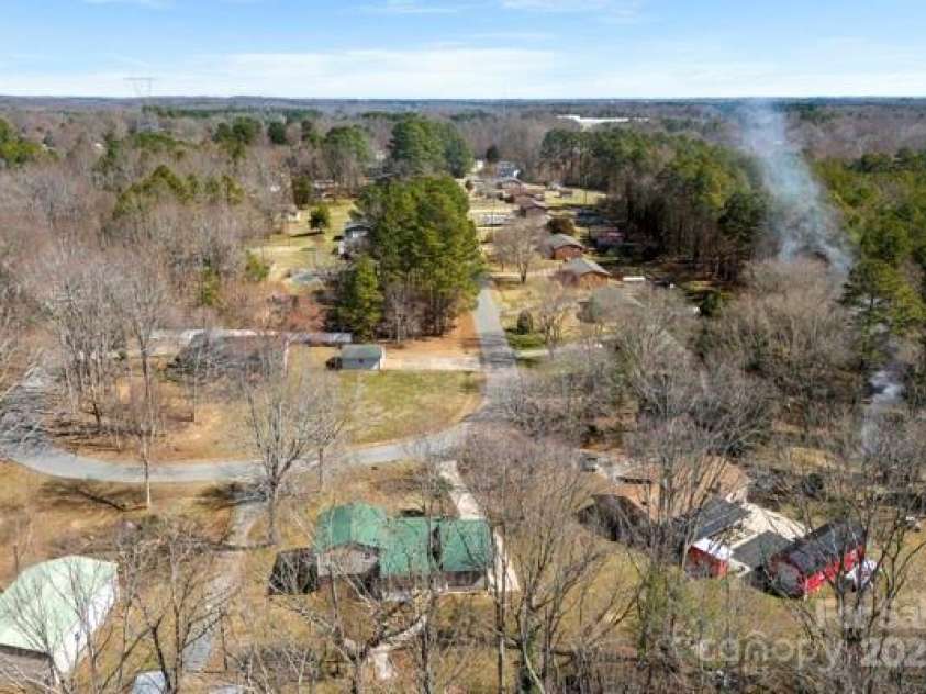 121 Alexis Forest Drive, Stanley, NC 28164.  MLS# CAR4228119, YatesRealty ID 8610. 