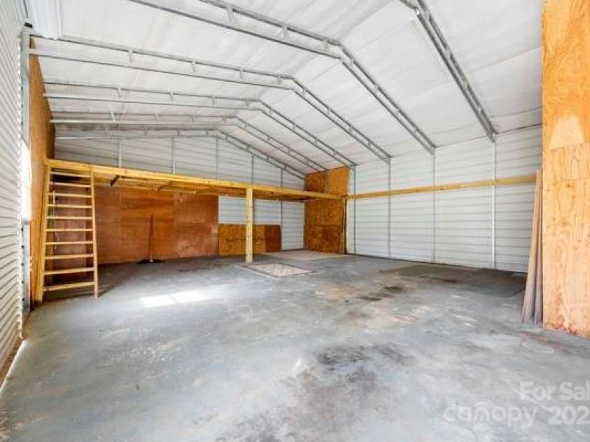 121 Alexis Forest Drive, Stanley, NC 28164.  MLS# CAR4228119, YatesRealty ID 8610. 