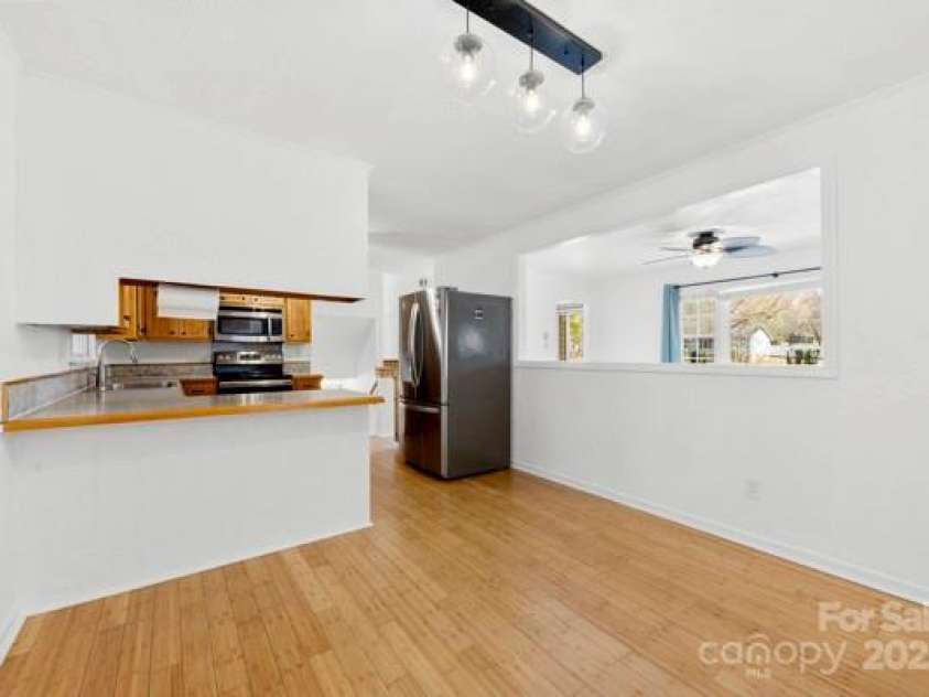 121 Alexis Forest Drive, Stanley, NC 28164.  MLS# CAR4228119, YatesRealty ID 8610. 