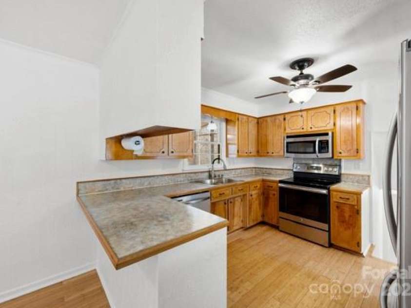 121 Alexis Forest Drive, Stanley, NC 28164.  MLS# CAR4228119, YatesRealty ID 8610. 