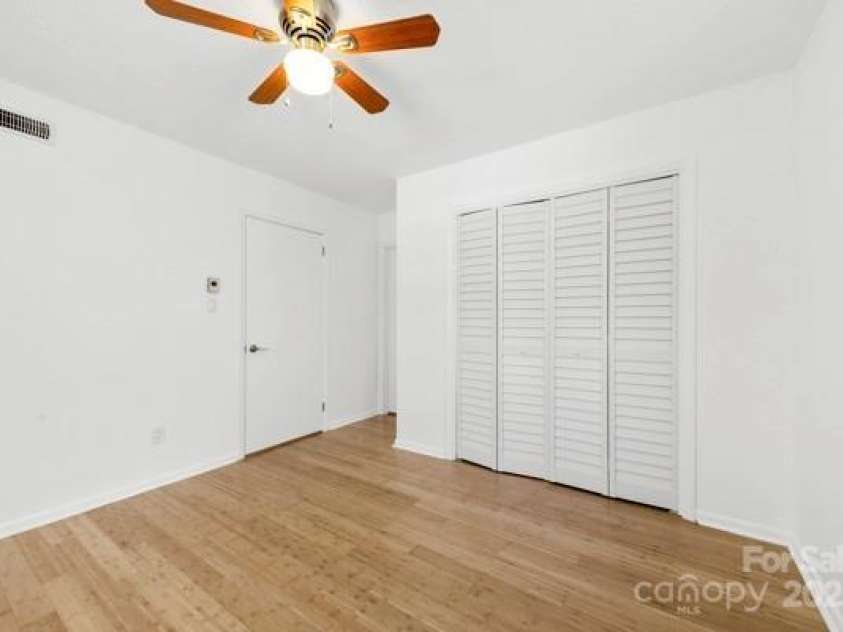 121 Alexis Forest Drive, Stanley, NC 28164.  MLS# CAR4228119, YatesRealty ID 8610. 