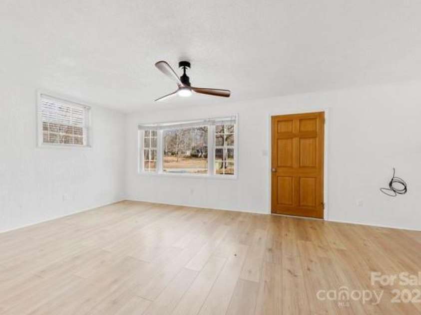 121 Alexis Forest Drive, Stanley, NC 28164.  MLS# CAR4228119, YatesRealty ID 8610. 