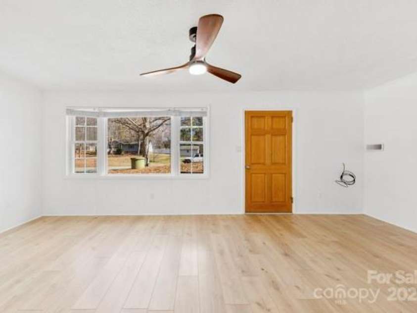 121 Alexis Forest Drive, Stanley, NC 28164.  MLS# CAR4228119, YatesRealty ID 8610. 