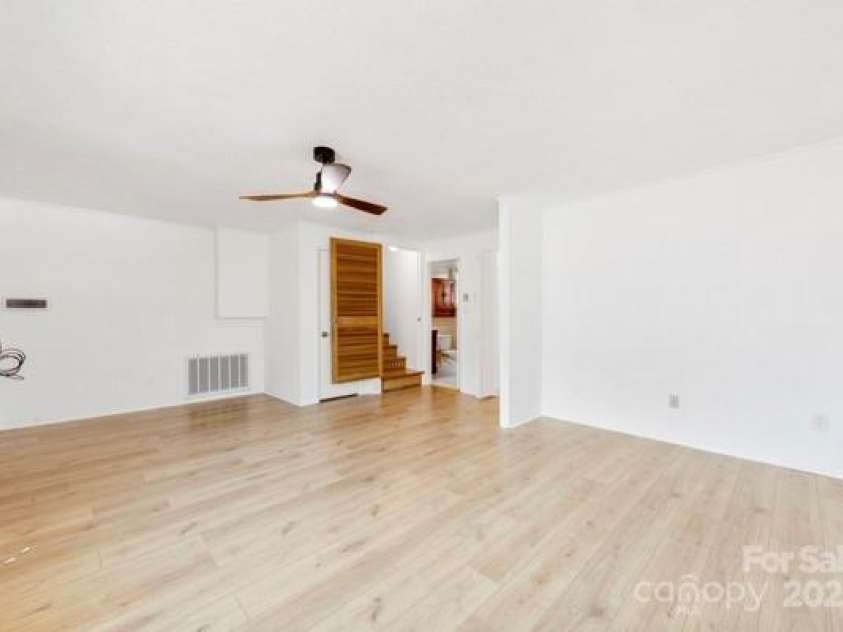 121 Alexis Forest Drive, Stanley, NC 28164.  MLS# CAR4228119, YatesRealty ID 8610. 