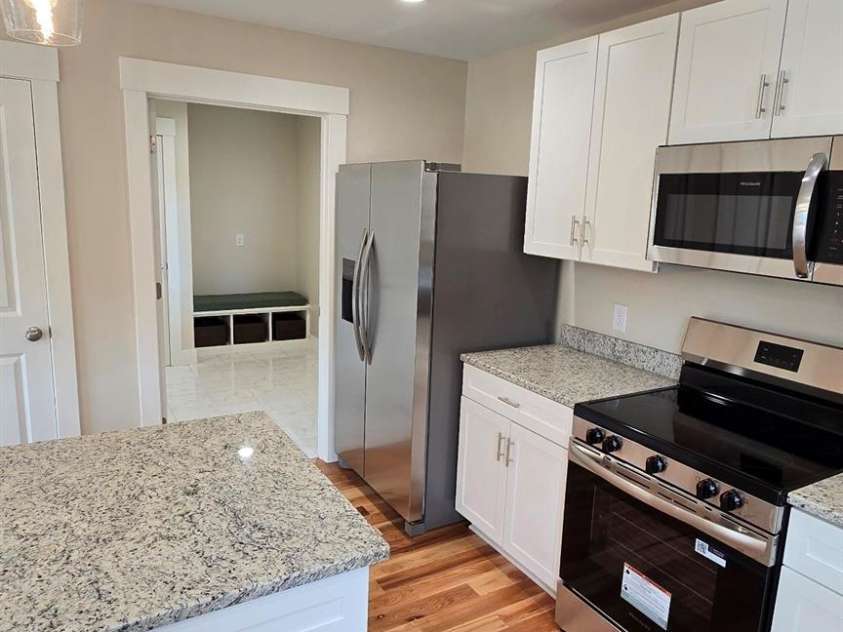 316 Hill Street, Gastonia, NC 28052.  MLS# CAR4321083, YatesRealty ID 8613. Kitchen