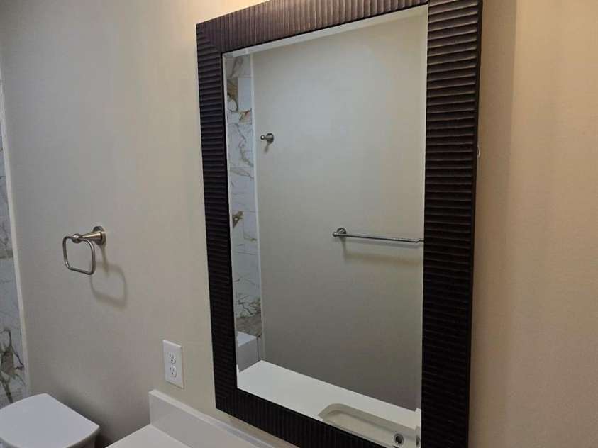 316 Hill Street, Gastonia, NC 28052.  MLS# CAR4321083, YatesRealty ID 8613. Second full bathroom
