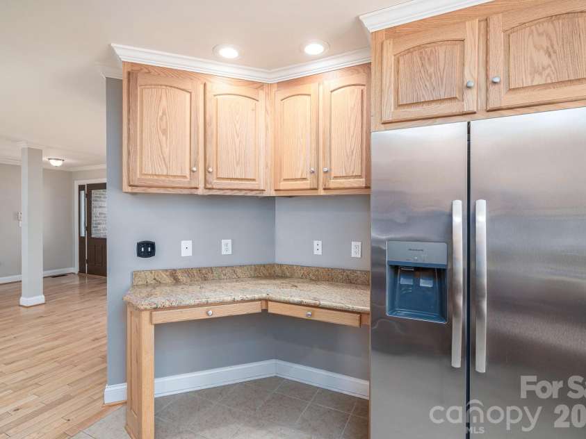 515 Hwy 161 None, Clover, SC 29710.  MLS# CAR4356879, YatesRealty ID 8615. Home desk in kitchen 