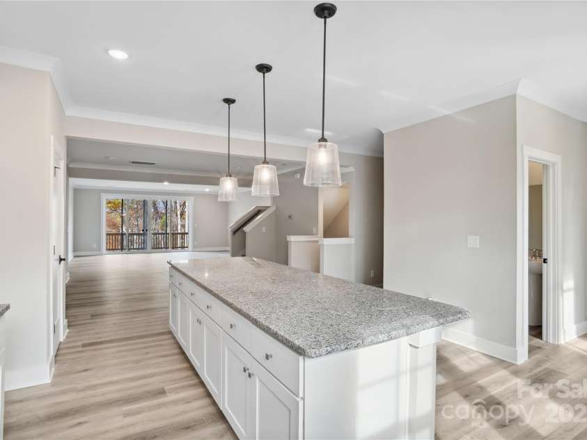 108 Glencoe Lane, Mooresville, NC 28117.  MLS# CAR4222734, YatesRealty ID 8616. Kitchen