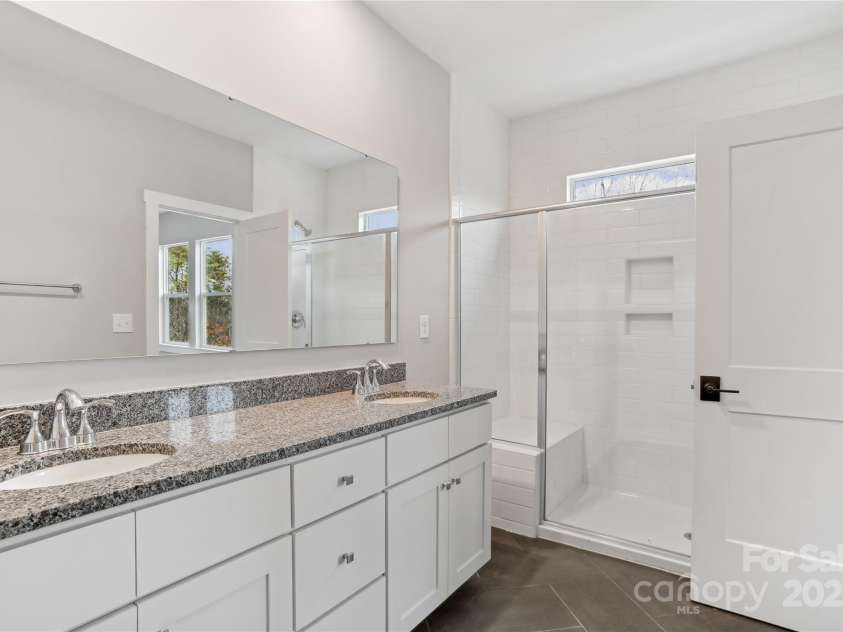 108 Glencoe Lane, Mooresville, NC 28117.  MLS# CAR4222734, YatesRealty ID 8616. Primary Bathroom