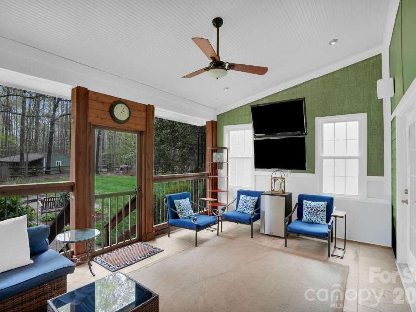 582 Harper Davis Road, Clover, SC 29710.  MLS# CAR4364034, YatesRealty ID 8616. 