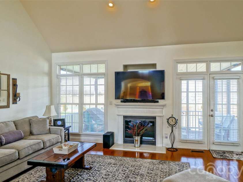 187 Fox Den Circle, Statesville, NC 28677.  MLS# CAR4363496, YatesRealty ID 8617. 