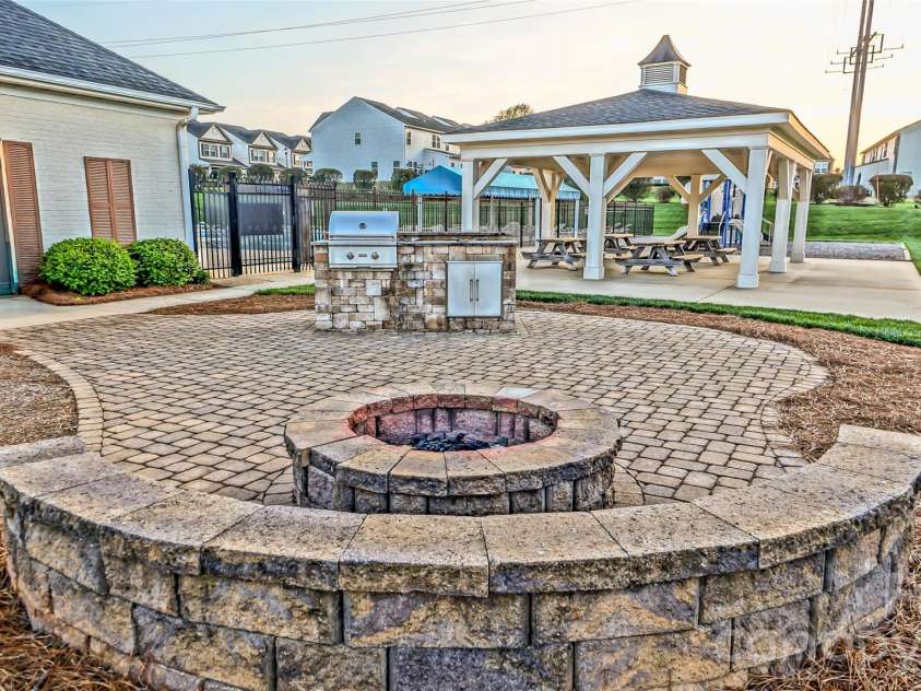 187 Fox Den Circle, Statesville, NC 28677.  MLS# CAR4363496, YatesRealty ID 8617. Firepit