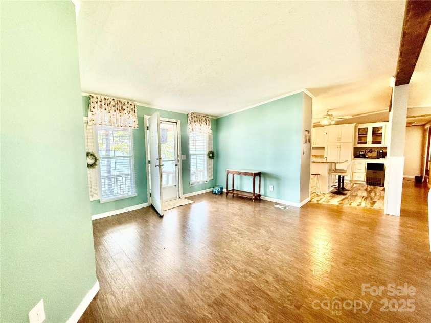 37 Suede Lane, Ridgeway, SC 29130.  MLS# CAR4249636, YatesRealty ID 8617. 