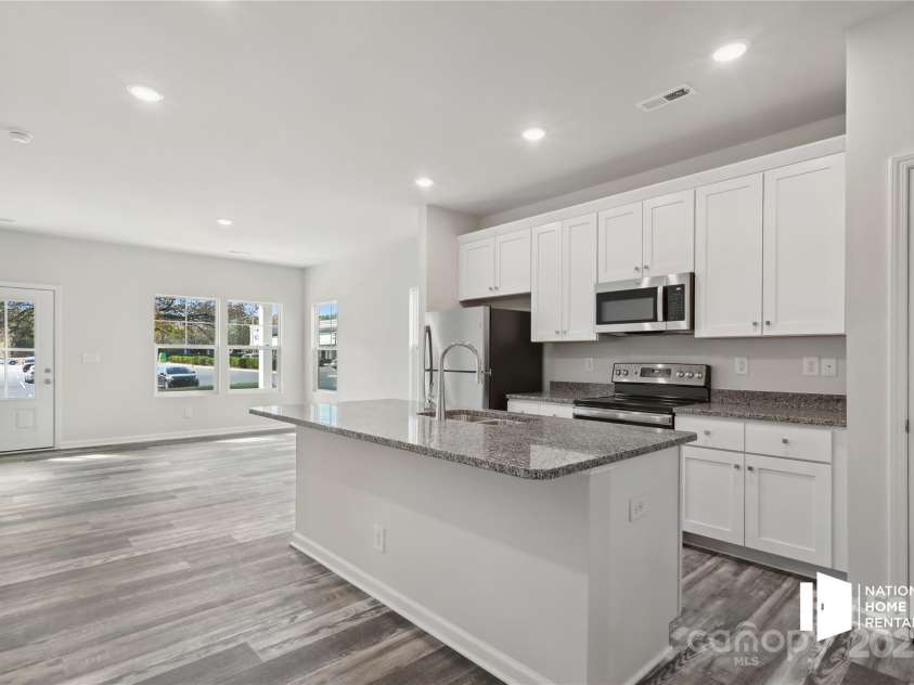 1211 Pine Street, Mooresville, NC 28115.  MLS# CAR4224195, YatesRealty ID 8618. Kitchen