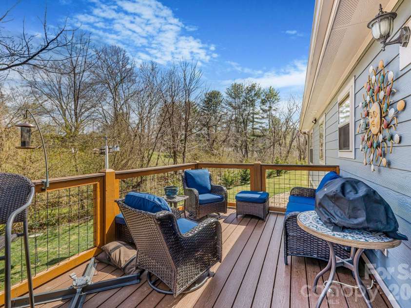 223 Reilly Drive, Leicester, NC 28748.  MLS# CAR4353690, YatesRealty ID 8619. 