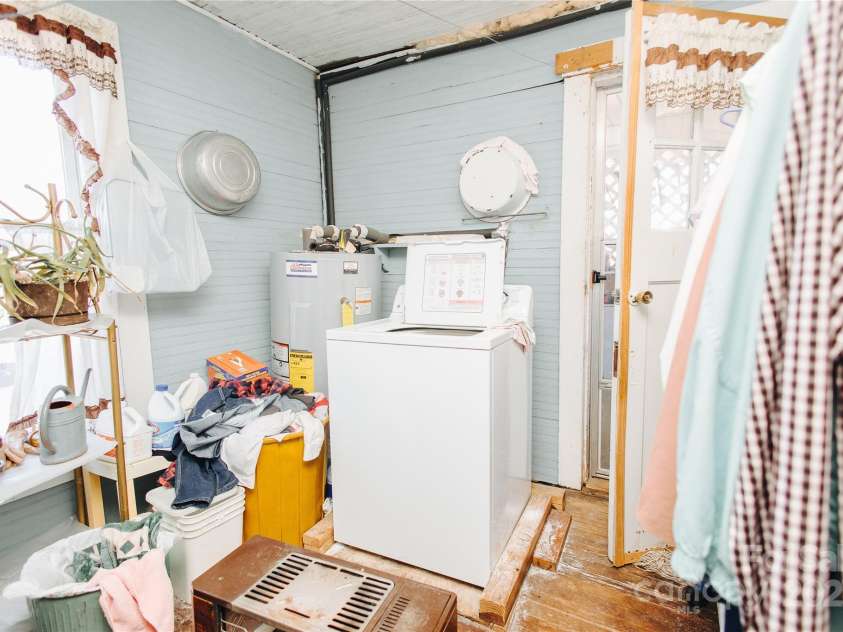 63 Clear Creek Road, Marion, NC 28752.  MLS# CAR4333623, YatesRealty ID 862. 