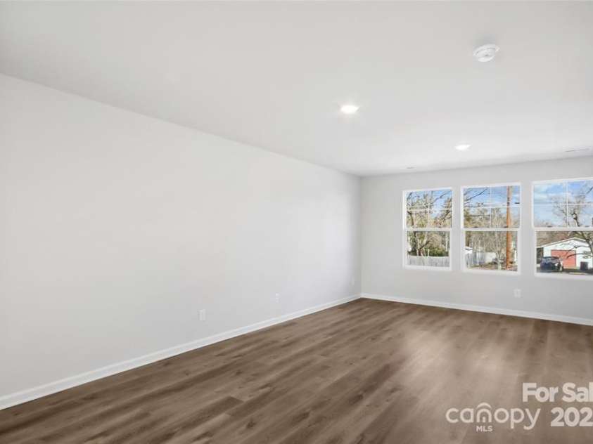 225 Kennerly Avenue, Mooresville, NC 28115.  MLS# CAR4222778, YatesRealty ID 8620. Living Area