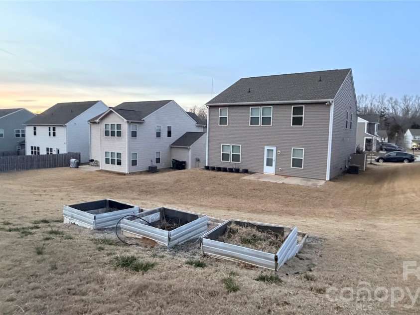 7209 Lenton Road, Charlotte, NC 28215.  MLS# CAR4349834, YatesRealty ID 8620. 