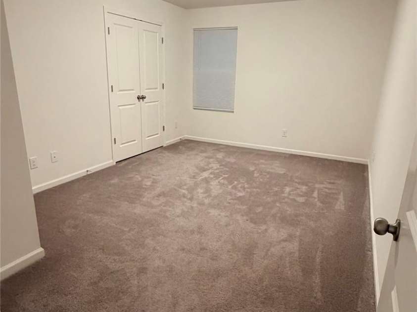 7209 Lenton Road, Charlotte, NC 28215.  MLS# CAR4349834, YatesRealty ID 8620. 