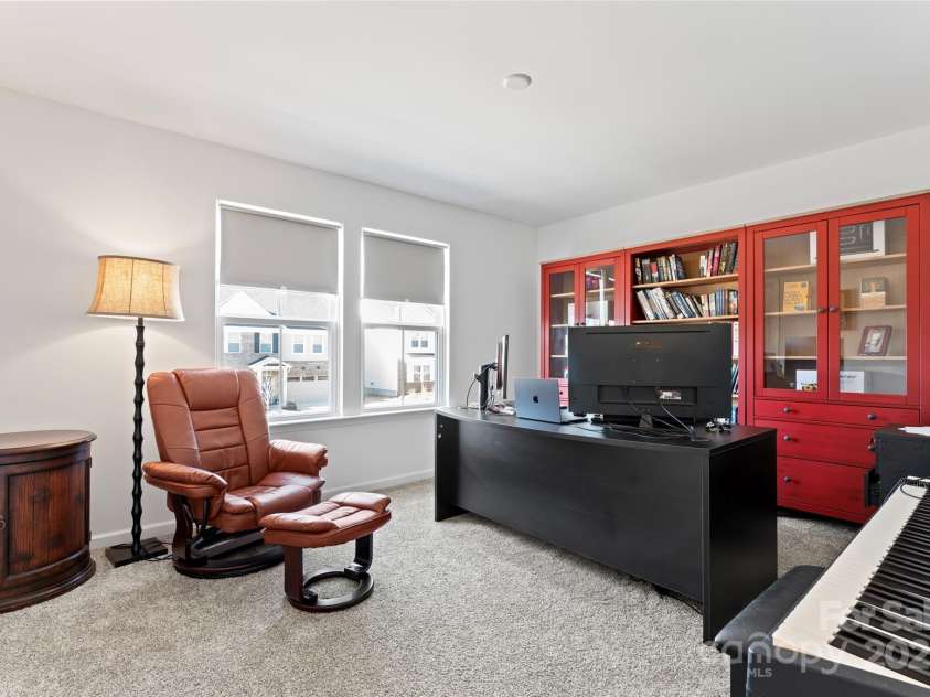 14247 Canemeadow Drive, Charlotte, NC 28278.  MLS# CAR4216217, YatesRealty ID 8621. 3rd Bedroom upstairs