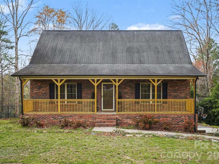 3301 Deal Mill Road, Hudson, NC 28638.  MLS# CAR4361758, YatesRealty ID 8621. 