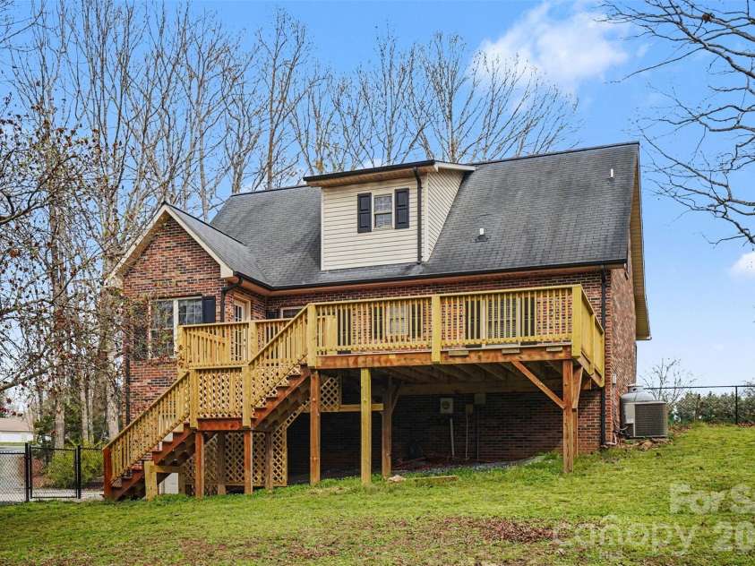 3301 Deal Mill Road, Hudson, NC 28638.  MLS# CAR4361758, YatesRealty ID 8621. 