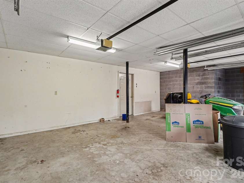 3301 Deal Mill Road, Hudson, NC 28638.  MLS# CAR4361758, YatesRealty ID 8621. 