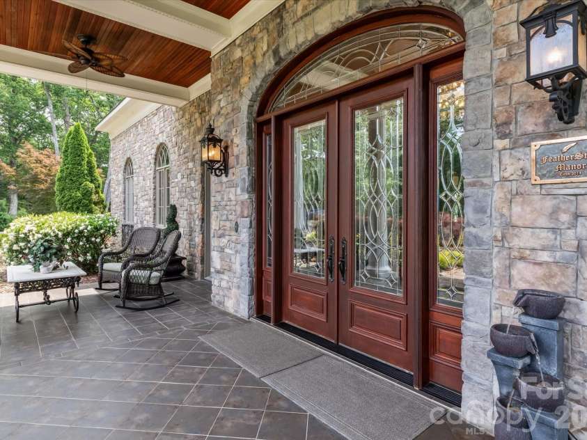 530 Sierra Trace Road, Denton, NC 27239.  MLS# CAR4346447, YatesRealty ID 8622. 