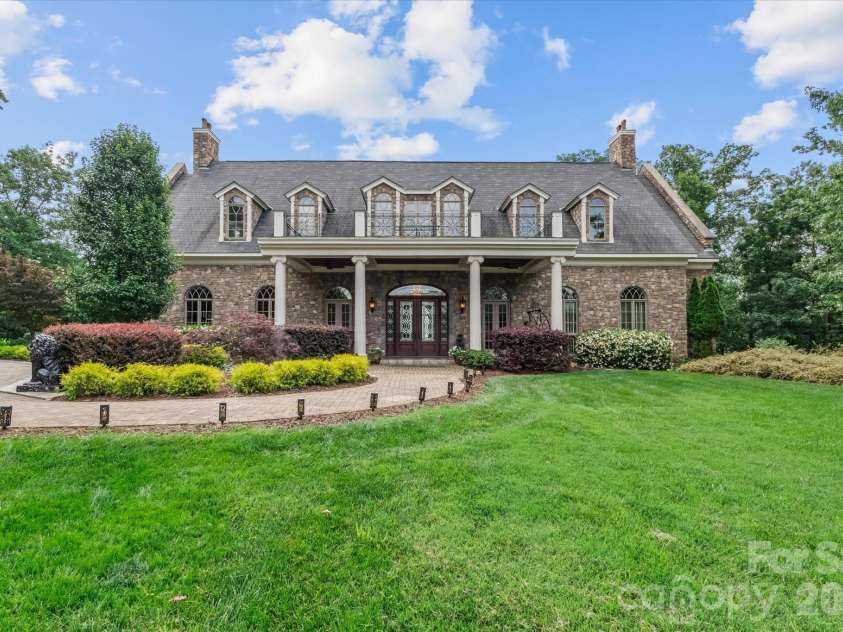 530 Sierra Trace Road, Denton, NC 27239.  MLS# CAR4346447, YatesRealty ID 8622. 