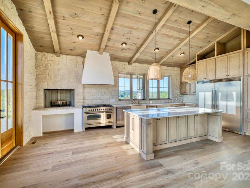 2013 Hitching Post Trail, Lenoir, NC 28645.  MLS# CAR4239009, YatesRealty ID 8624. 