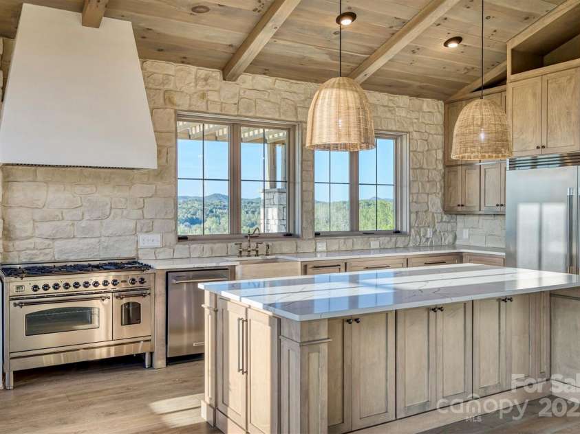 2013 Hitching Post Trail, Lenoir, NC 28645.  MLS# CAR4239009, YatesRealty ID 8624. 