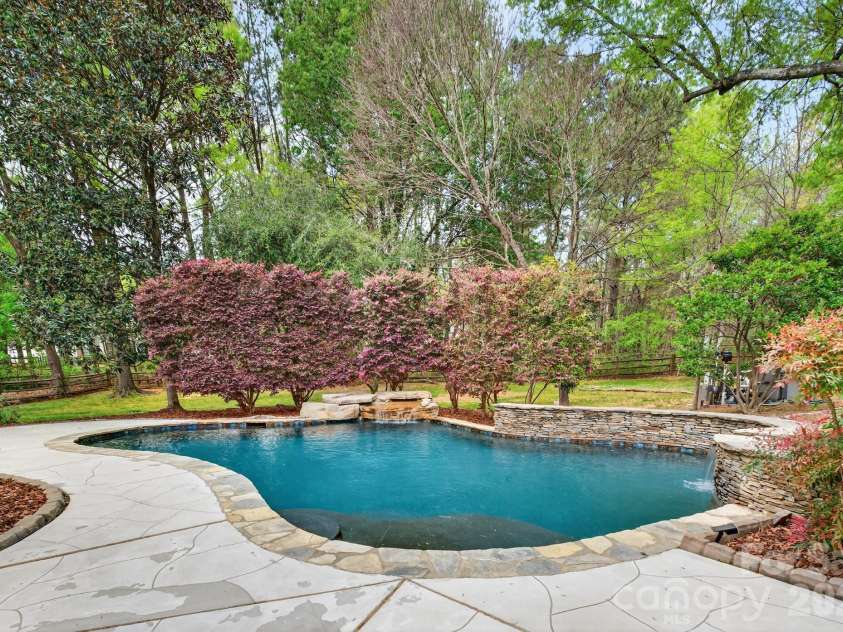 10804 Carmody Court, Charlotte, NC 28277.  MLS# CAR4360583, YatesRealty ID 8625. Beautiful Pool